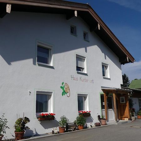 Ferienwohnungen Haus Kunterbunt เบิร์ชเทสกาเดน ภายนอก รูปภาพ