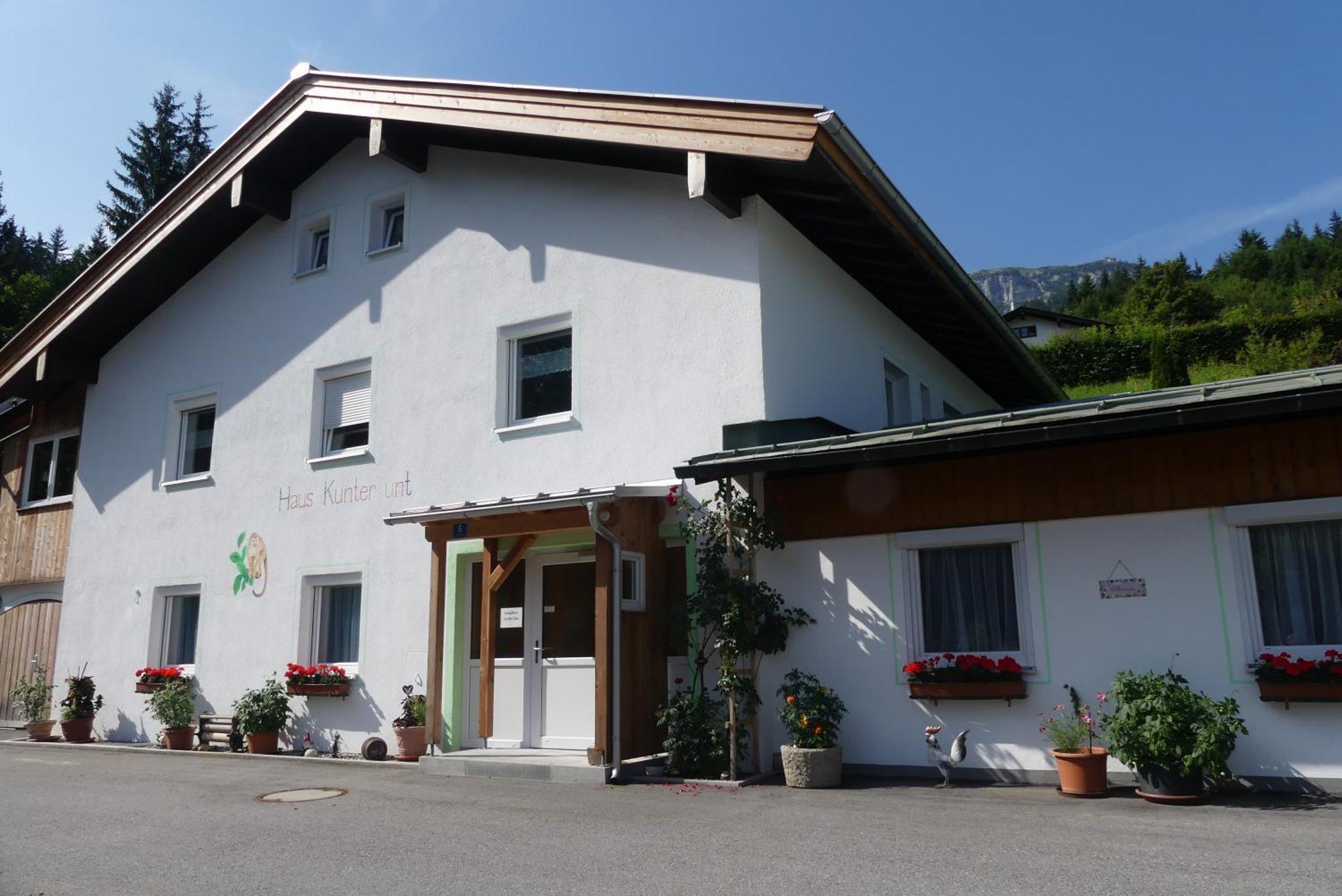 Ferienwohnungen Haus Kunterbunt เบิร์ชเทสกาเดน ภายนอก รูปภาพ
