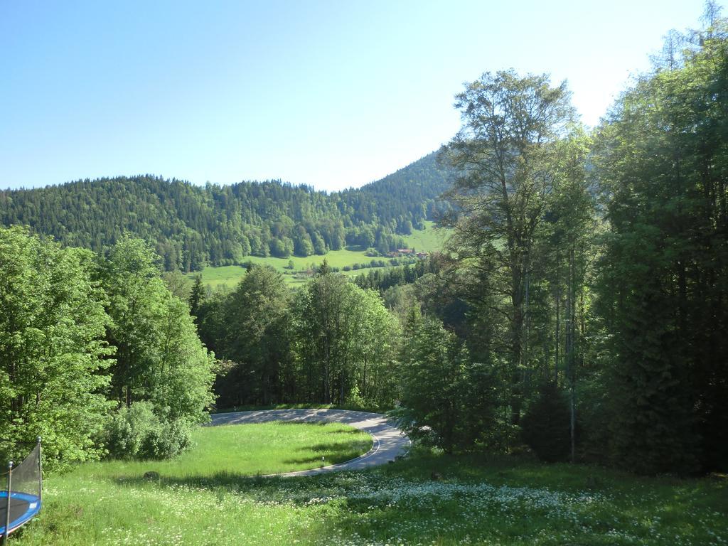 Ferienwohnungen Haus Kunterbunt เบิร์ชเทสกาเดน ภายนอก รูปภาพ